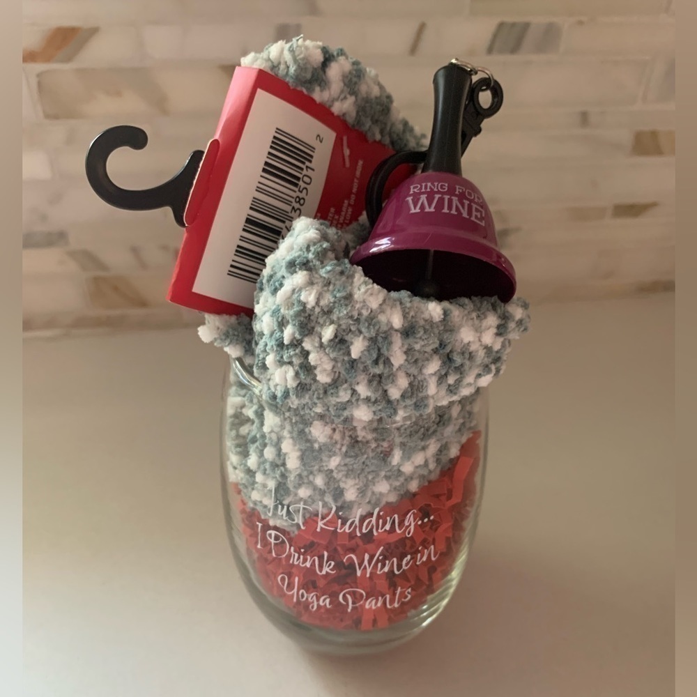 Funny Wine Glass Gift Set: “I Do Yoga, Just Kidding I Drink Wine in Yoga Pants - Picture 5 of 7